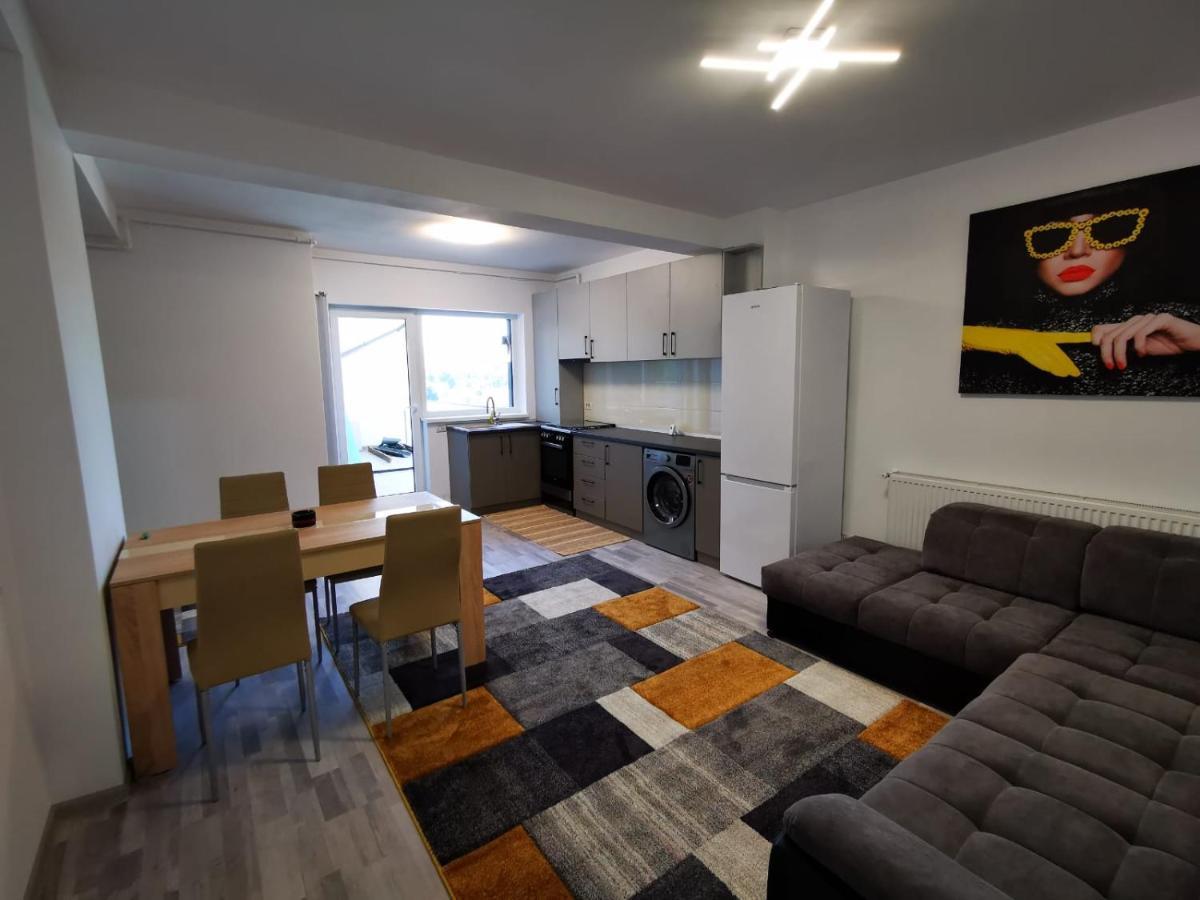 Sorinapartament Apartman Brassó Kültér fotó